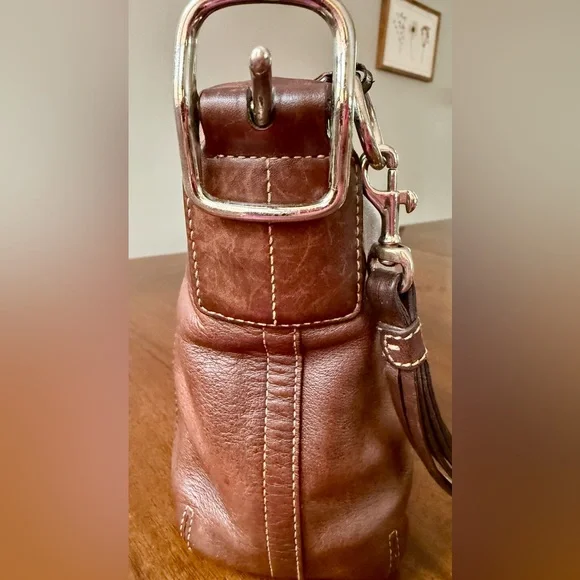 ‼️SOLD ‼️Vintage Coach East West Legacy Shoulder Bag in Mahogany Y2K 2006 - Picture 6 of 15